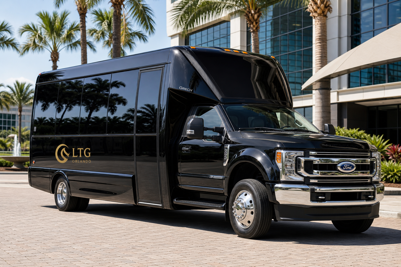 Grech Motors GM33 minibus
